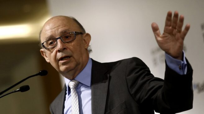El ministro de Hacienda, Cristóbal Montoro, sitúa el final de la crisis en 2020. El ministro de Hacienda, Cristóbal Montoro, sitúa el final de la crisis en 2020