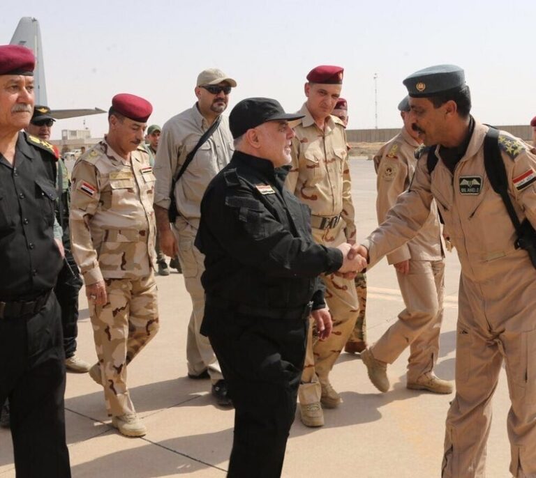 El primer ministro iraquí declara la "victoria" en Mosul