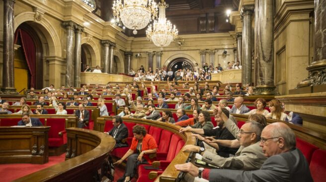 El Parlament vota la reforma exprés de su reglamento pendiente del Constitucional