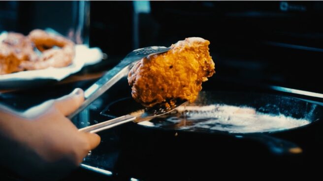 pollo-frito-quimica-por-que-esta-tan-rico Una combinación de polímeros directa a tu barriga.