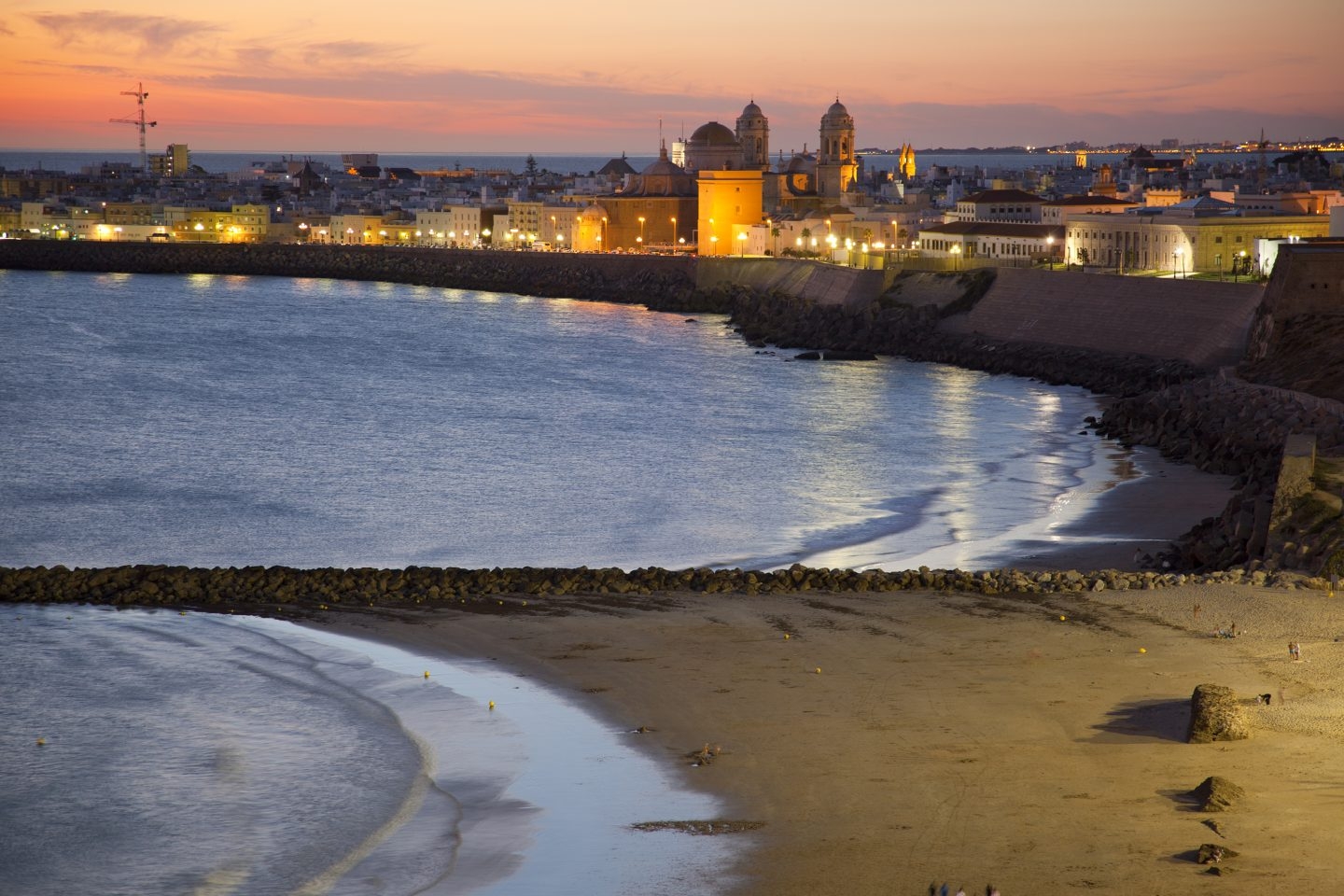 Un terremoto de magnitud 5,4 grados sacude de noche el Golfo de Cádiz