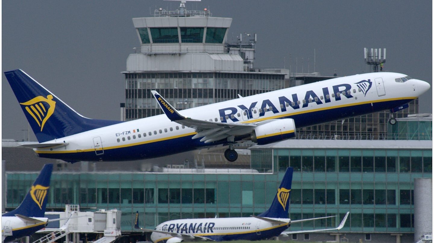 Un avión de la flota de la aerolínea de bajo coste Ryanair.