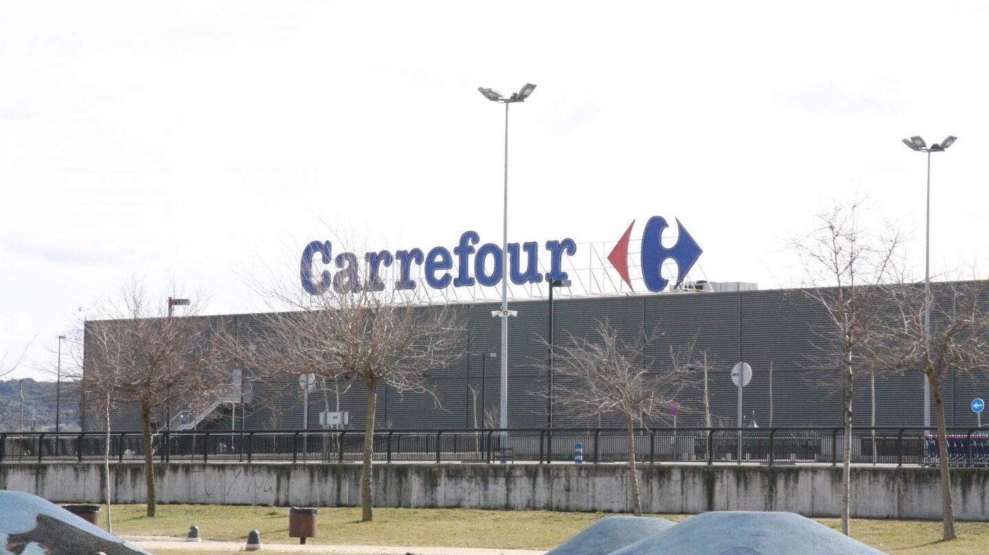Carrefour sufre en bolsa por sus débiles resultados.