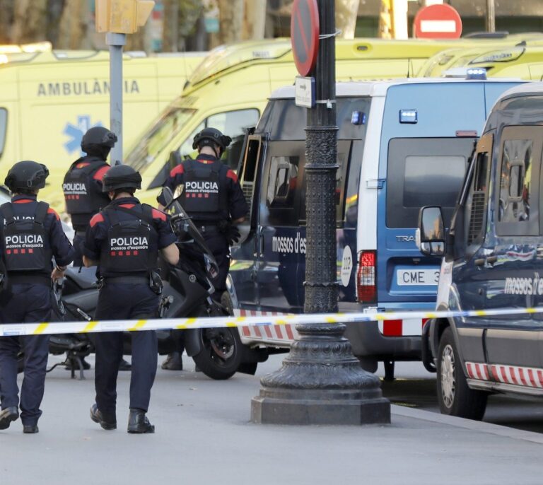 El juez no halla conexiones internacionales en el atentado yihadista de Barcelona