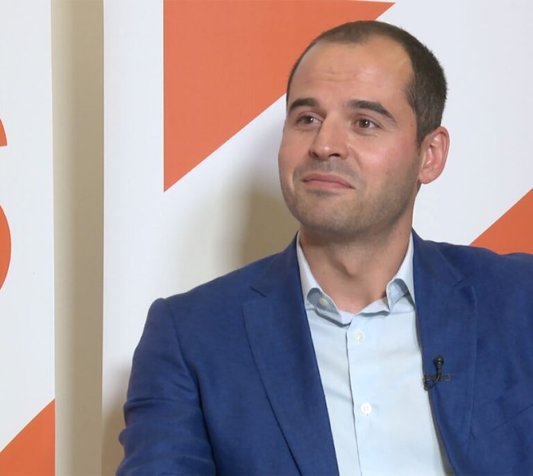 "La Generalitat está obsesionada con la independencia y no se centra en los problemas reales"