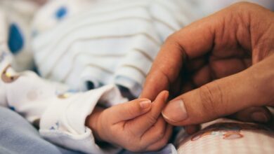 Dado de alta el bebé ingresado en A Coruña por quemaduras producidas en una escuela infantil