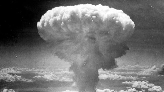 Bomba atómica sobre Nagasaki.