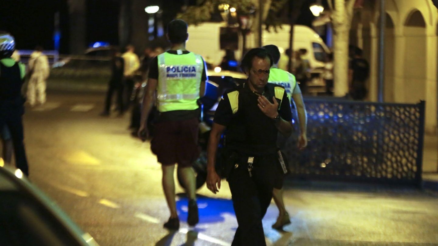 Un momento del operativo en Cambrils.