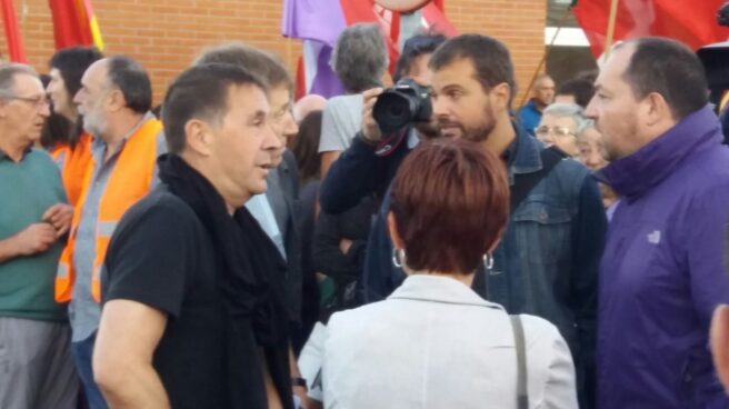 Arnaldo Otegi, a las puertas de la prisión.