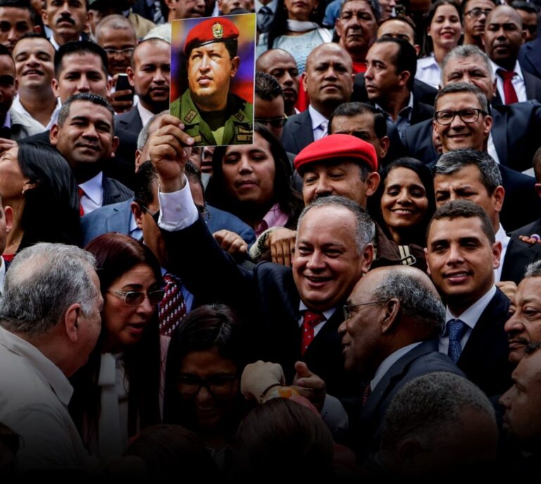 Chavistas y condenadamente ricos, boliburgueses S.A.