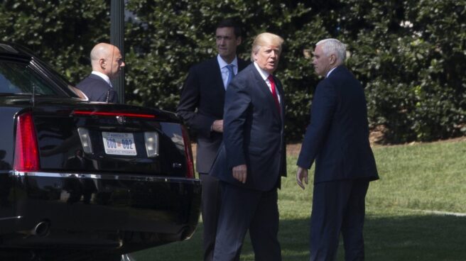 El presidente de EEUU, Donald Trump, junto al vicepresidente Mike Pence.