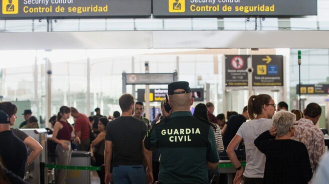 Gobierno y Generalitat hacen causa común contra el comité de Eulen en El Prat