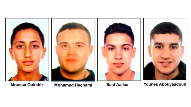 Tres de los sospechosos muertos en Cambrils; Younes Abouyaaqoub, huido