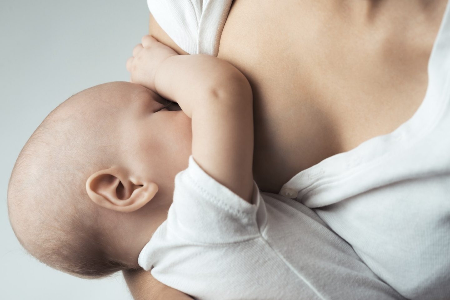 Menú para bebés de 0 a 3 meses - Siempre leche materna o leche de fórmula