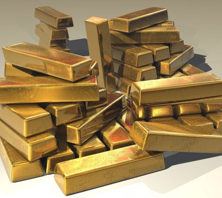 El oro mantiene su función de refugio: el miedo a una recesión le lleva a máximos