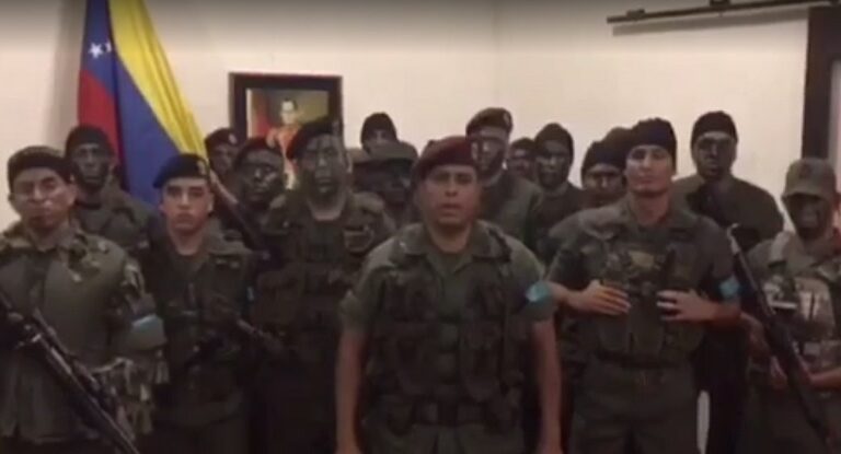 El chavismo da por controlado un alzamiento en la tercera ciudad del país