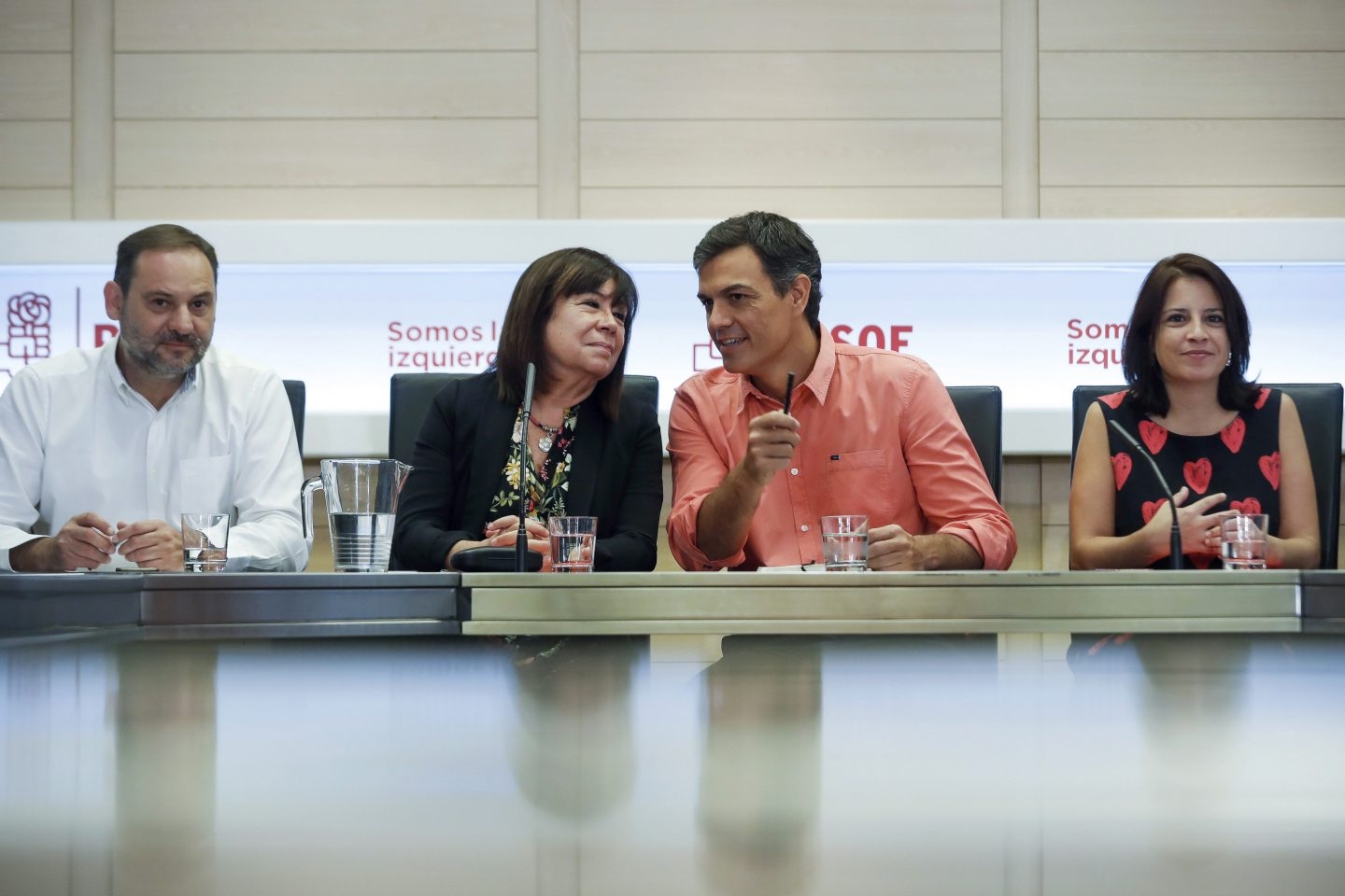 José Luis Ábalos, Cristina Narbona, Pedro Sánchez y Adriana Lastra, en la ejecutiva del PSOE.