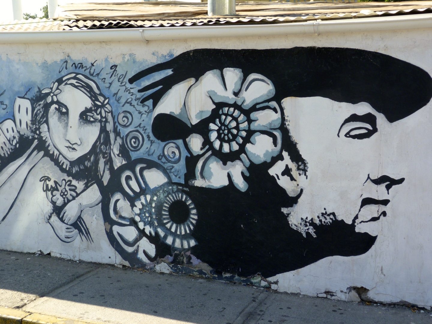 Mural frente a La Chascona, una de las casas de Pablo Neruda en Santiago de Chile.
