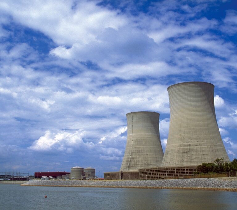 La ONU crea una reserva de combustible nuclear para garantizar el suministro a las centrales