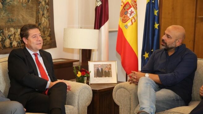 page-molina El presidente del Gobierno de Castilla-La Mancha, el socialista Emiliano García Page, junto con el secretario general de Podemos CLM, José García Molina.