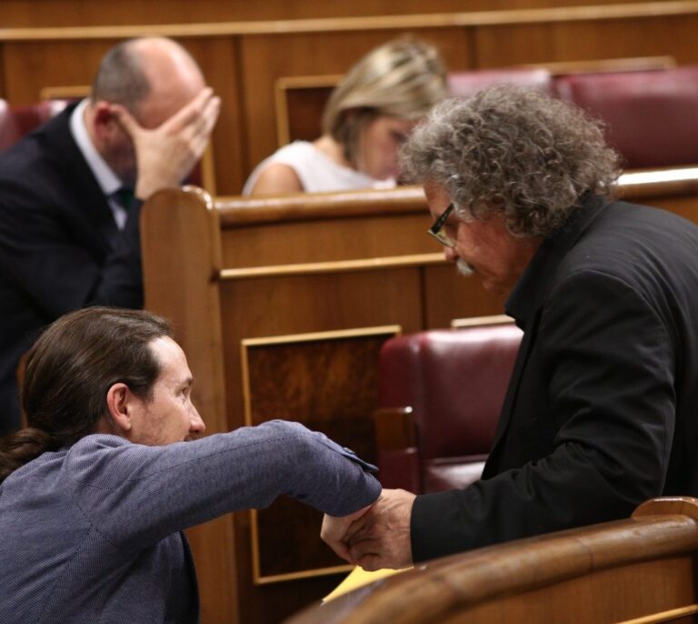 Podemos acusa a Rajoy de "criminalizar" al pueblo catalán: "Nos ha traído hasta aquí"