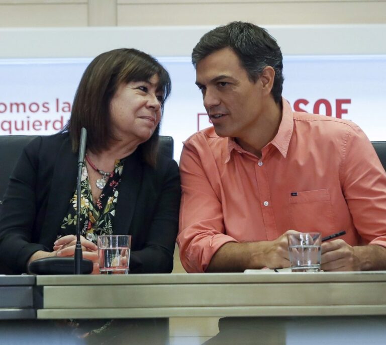 El PSOE pide donaciones a sus militantes para "desalojar a Rajoy de la Moncloa"