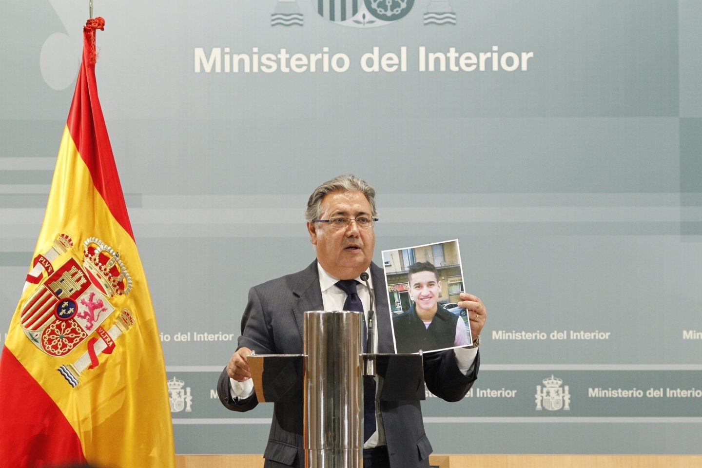 El ministro del Interior, Juan Ignacio Zoido, durante su comparecencia tras la reunión del Pacto Antiyihadista.