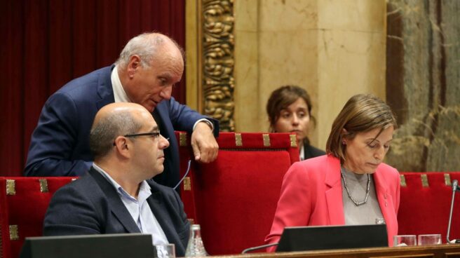 Letrados del Parlament se sienten "coartados y presionados" por Forcadell