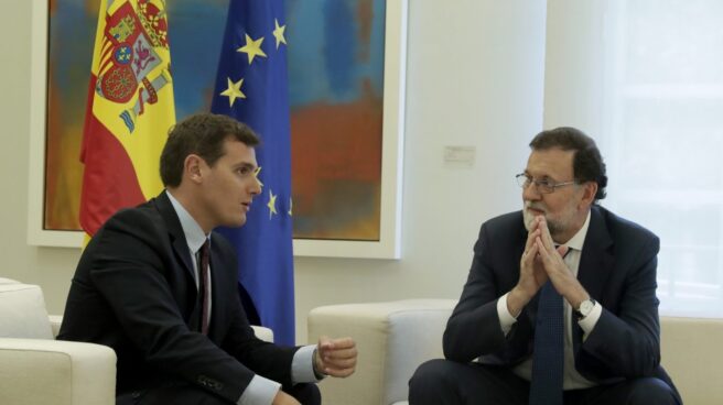 Albert Rivera y Mariano Rajoy se reúnen en el Palacio de la Moncloa.