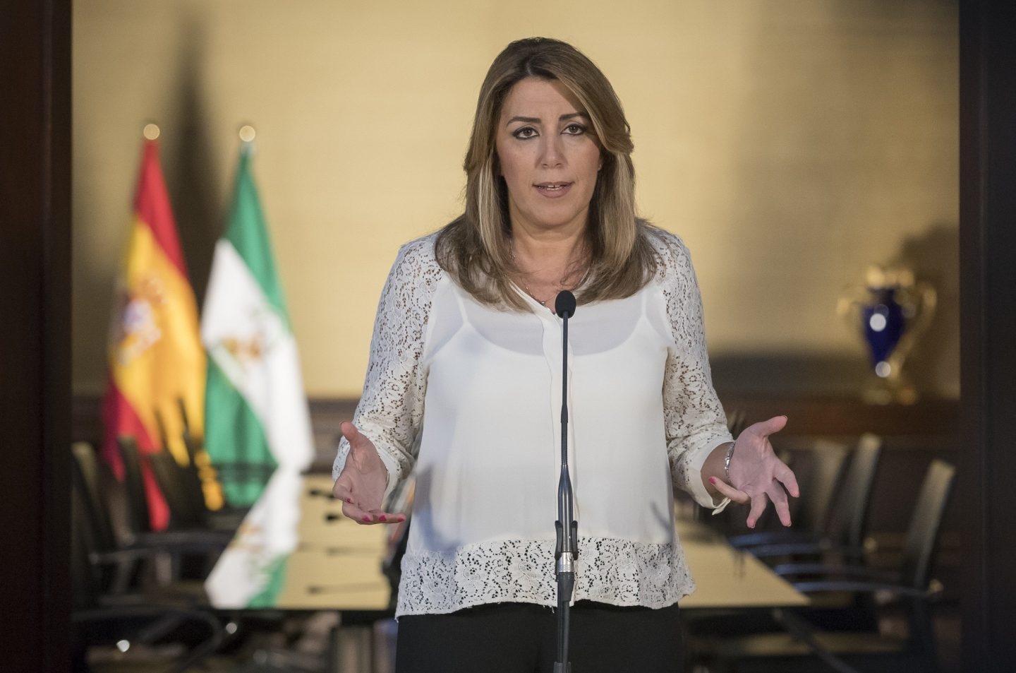 La presidenta andaluza, Susana Díaz, comparece tras el acuerdo entre PSOE y Ciudadanos para los presupuestos de 2018.