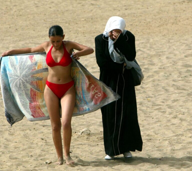 'En rebeldía', mujeres artistas en el mundo árabe