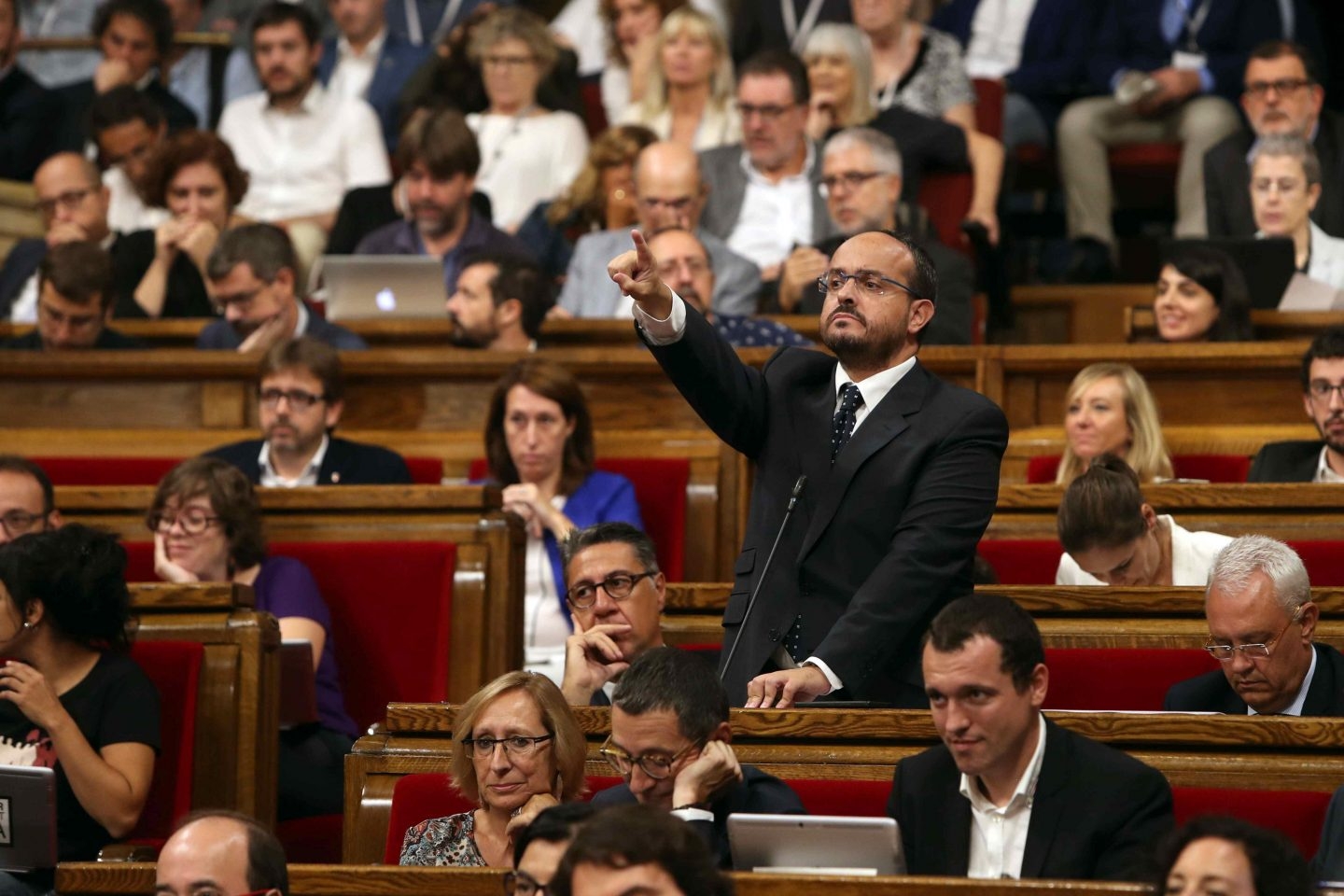 Alejandro Fernández (PP), en el Parlament.