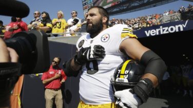Alejandro Villanueva, el español al que Trump ha convertido en un icono