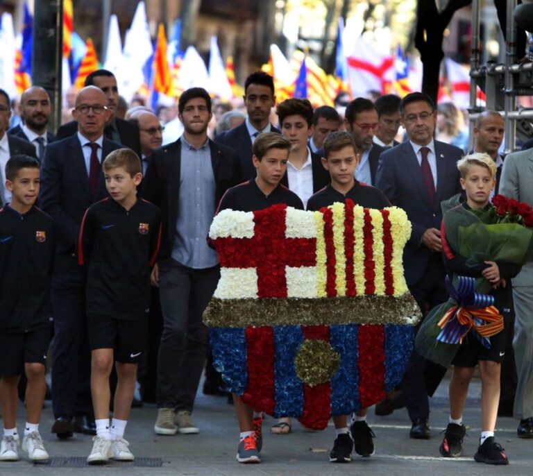 El FC Barcelona "condena" la actuación del Gobierno en Cataluña