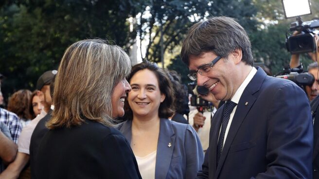 Referéndum 1-O: Colau y Puigdemont, en la Diada.