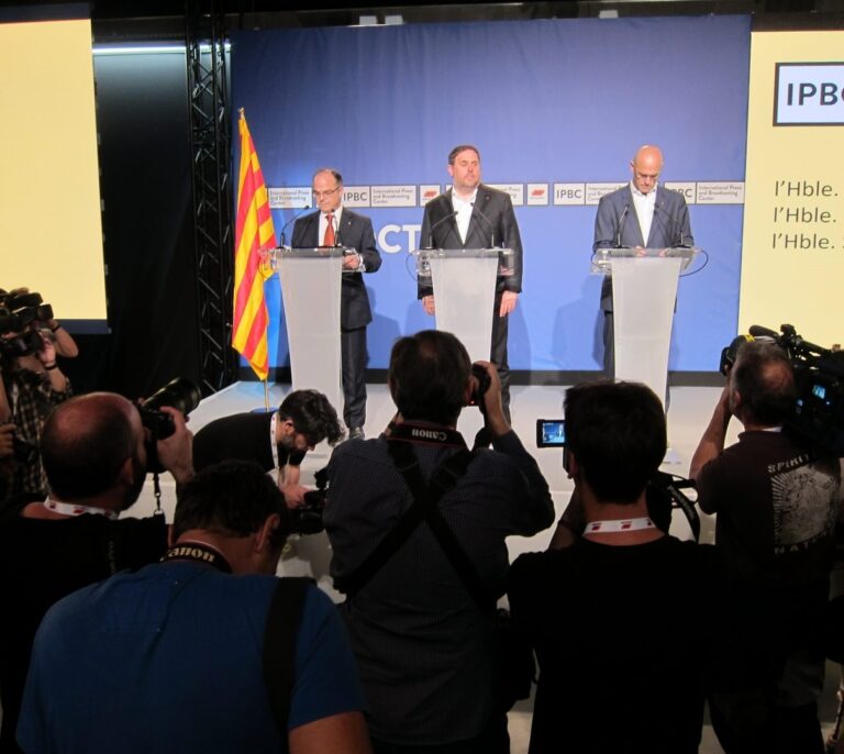 Junqueras, Romeva, Cuixart y Sánchez irán a la cárcel de Lledoners, y Bassa y Forcadell a Figueras