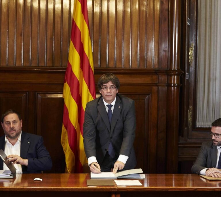 El Constitucional sentencia que el Parlament vulneró los derechos de Cs al tramitar el 1-O