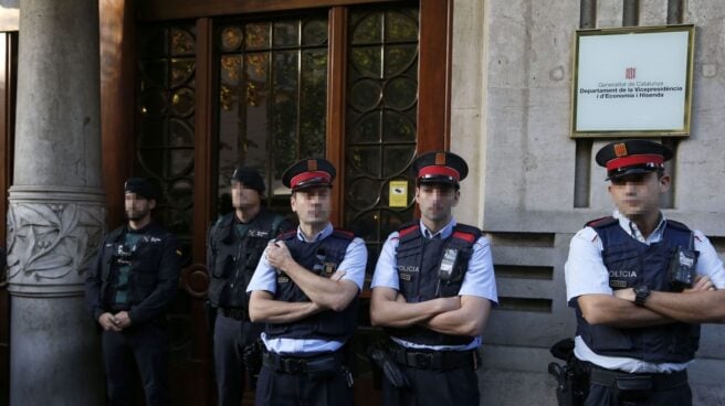 La Guardia Civil detiene a la cúpula de Economía y Hacienda de la Generalitat