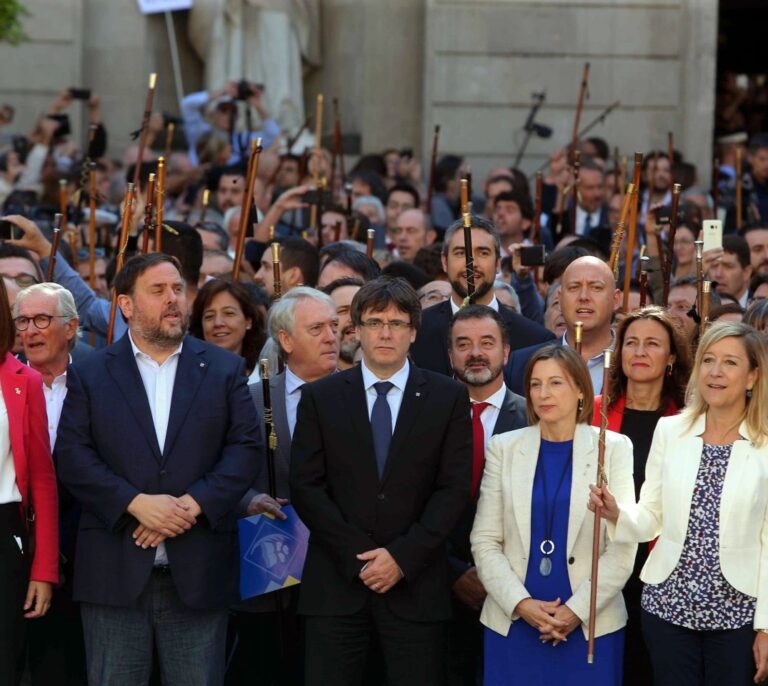 El independentismo rompe con su lista única y culpa a los "intereses" de ERC