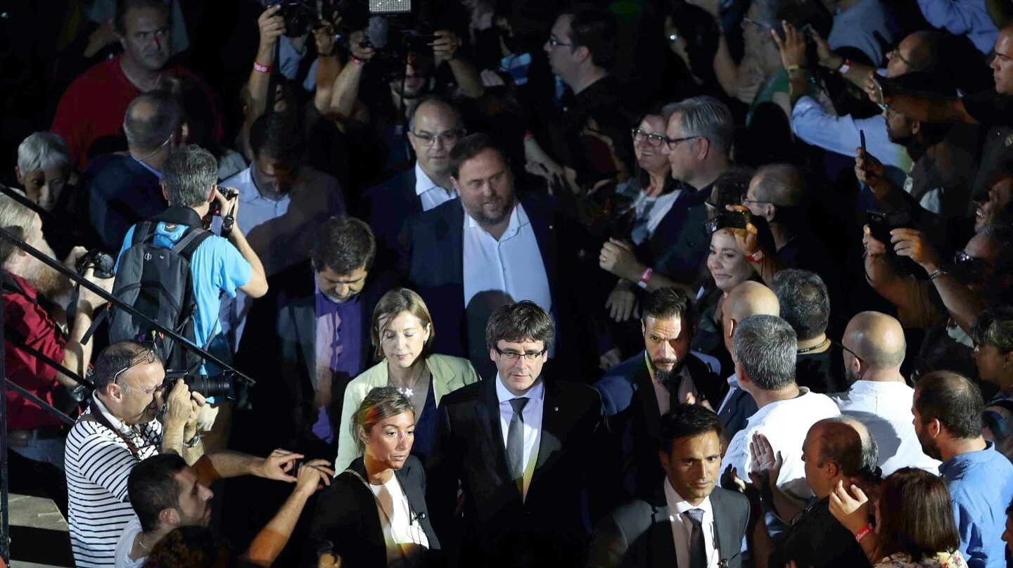 Puigdemont y Junqueras, en el arranque de la campaña del referéndum en Tarragona.