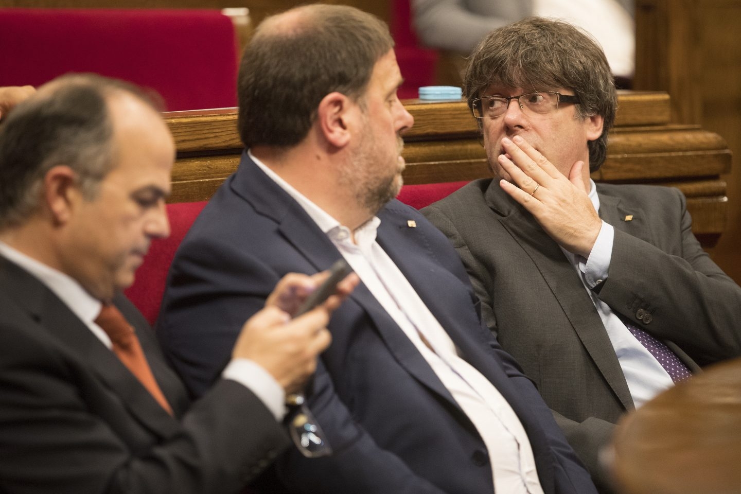 Referéndum 1-O: Turull, Junqueras y Puigdemont, en el Parlament.