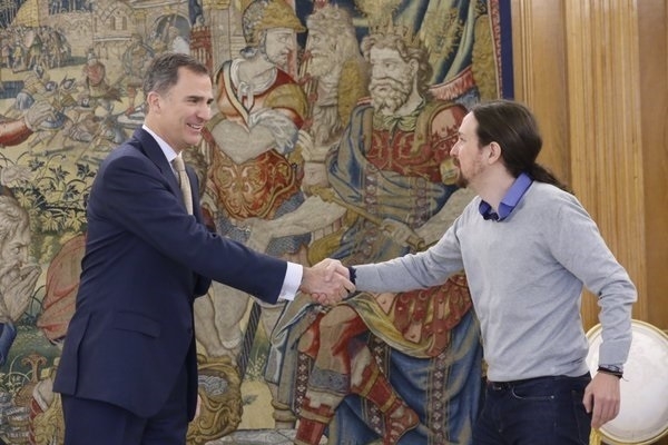 Felipe VI recibe a Pablo Iglesias en Zarzuela.