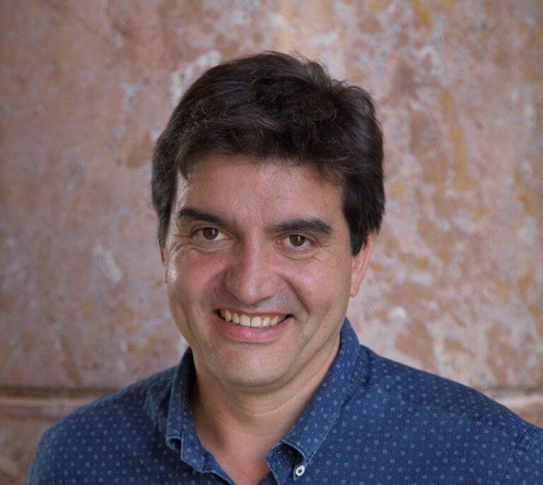 Sergi Sabrià: "Colau tiene que volver a las luchas por las que llegó hasta aquí"