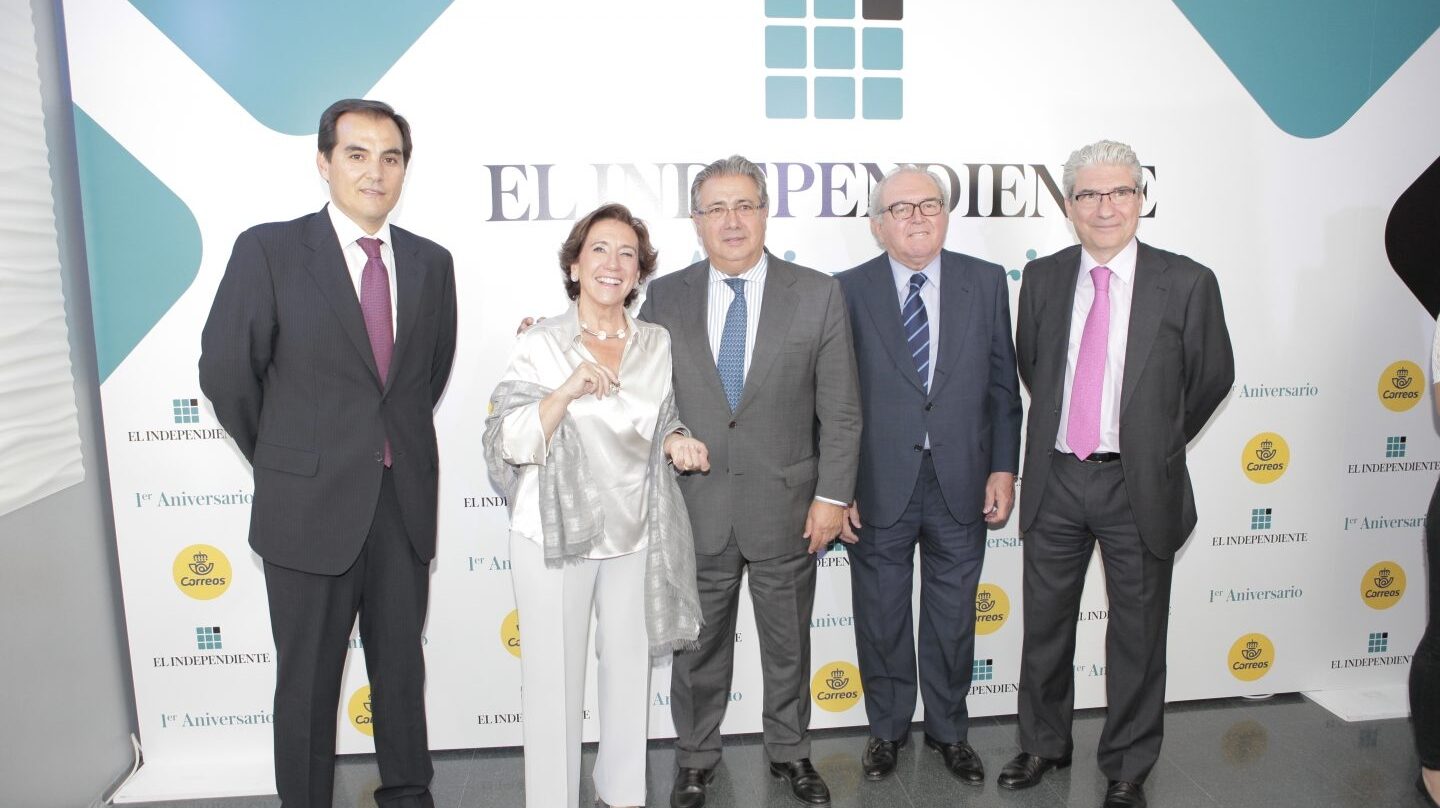 José Antonio Nieto, Victoria Prego, Juan Ignacio Zoido, Eduardo Serra y Casimiro García-Abadillo.