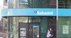 Moody's advierte de que el procés puede dificultar la financiación de Caixa y Sabadell