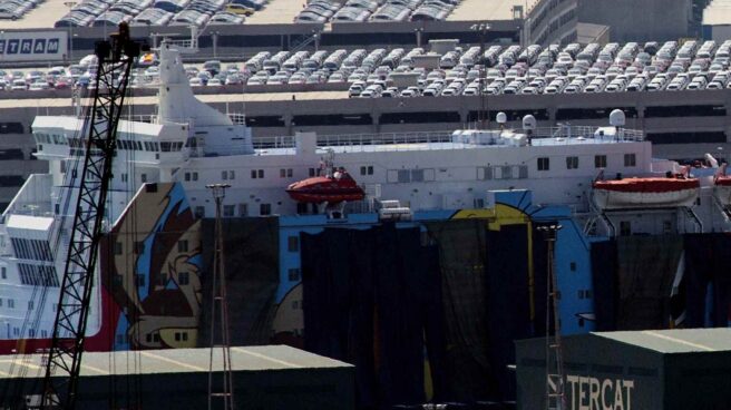 Vista del 'Moby Dada', uno de los ferries contratados por el Ministerio del Interior para alojar a los agentes desplazados a Cataluña.