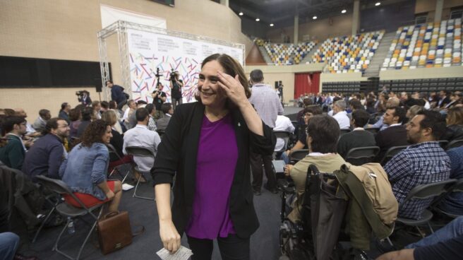 colau_acto_zaragoza La alcaldesa de Barcelona, Ada Colau, pide a Bruselas mediar entre el Gobierno y la Generalitat.
