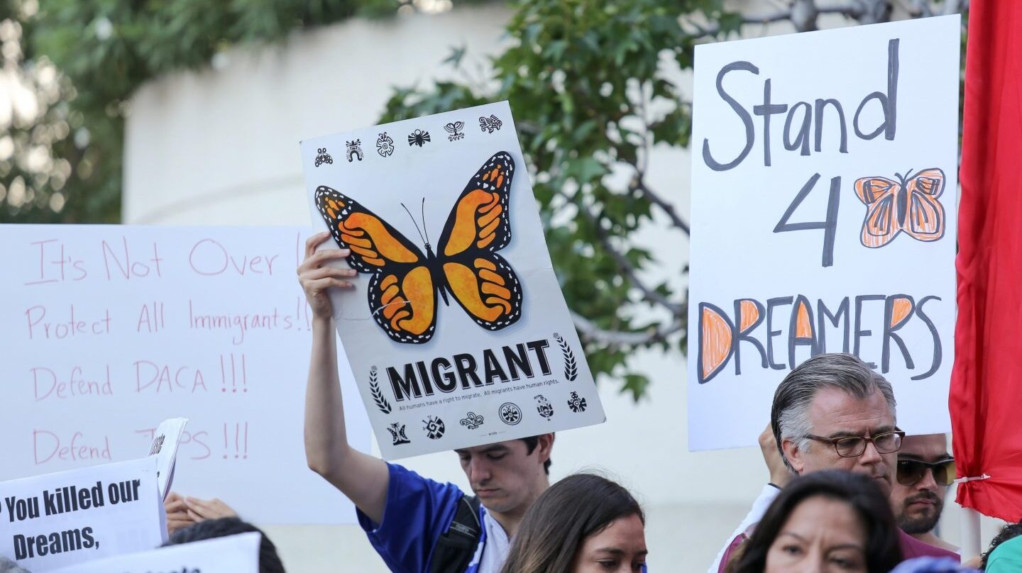 Protestas contra la retirada del programa de ayuda a los Dreamers.