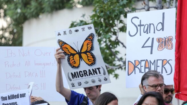 Protestas contra la retirada del programa de ayuda a los Dreamers.