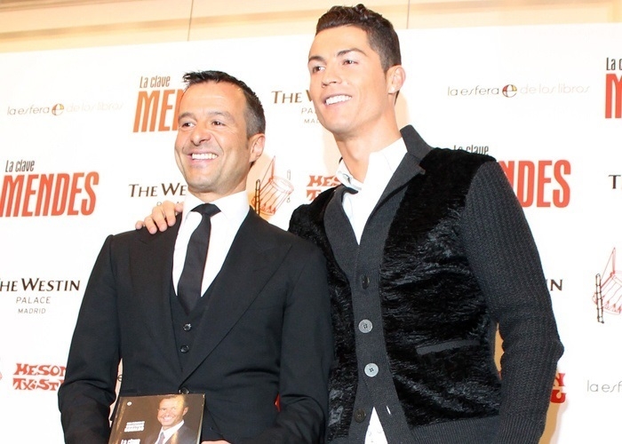 Jorge Mendes, junto a Cristiano Ronaldo.